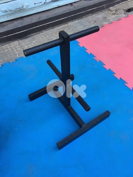 rack with rubber plates like new we have also all sports equipment 4