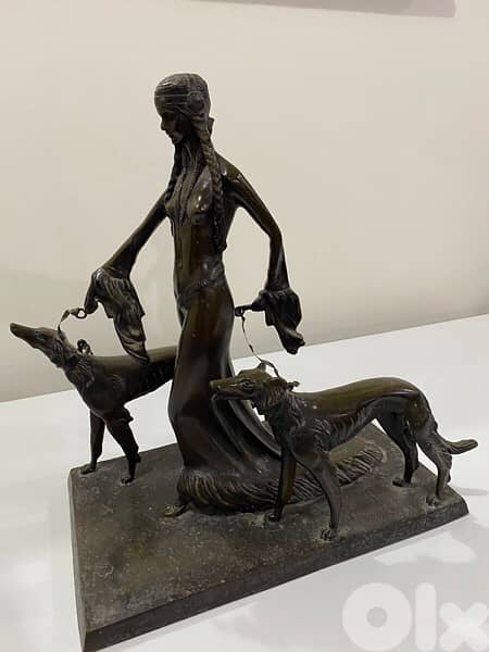 bronze signed Profo poerzi europeen 0