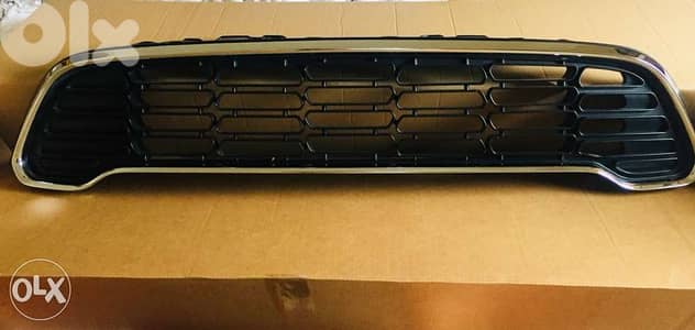 Mini Countryman s front calendar