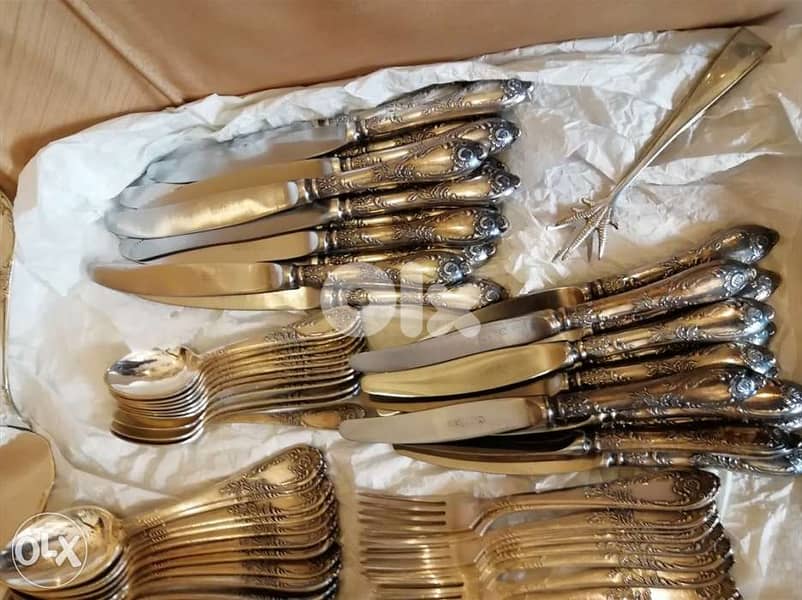 طقم سرفيس سفرة ملاعق شوك سكاكين كامل متكامل ٩١ قطعة سعر مغري تصفيه 0