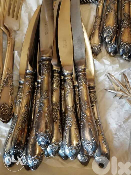 طقم سرفيس سفرة ملاعق شوك سكاكين كامل متكامل ٩١ قطعة سعر مغري تصفيه 1