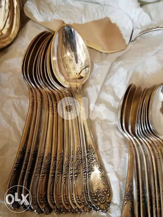 طقم سرفيس سفرة ملاعق شوك سكاكين كامل متكامل ٩١ قطعة سعر مغري تصفيه 3