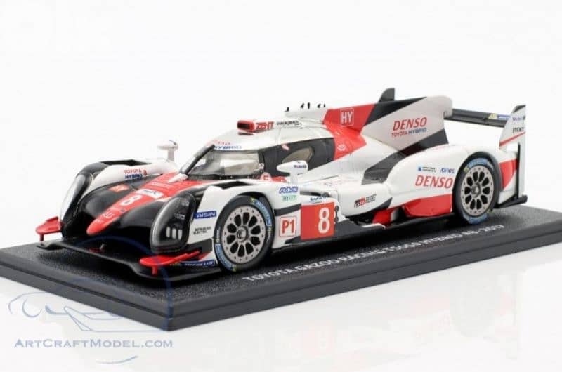 Toyota TS050 Hybrid diecast car model 1:43. 0