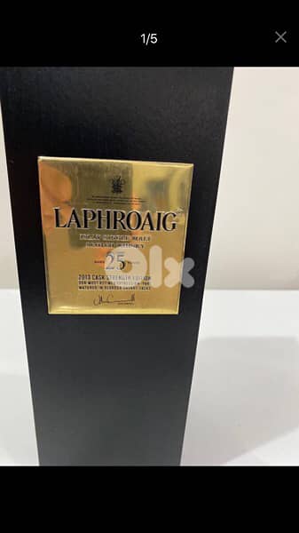 rare old 25 year Laphrohaig bottle collection 0