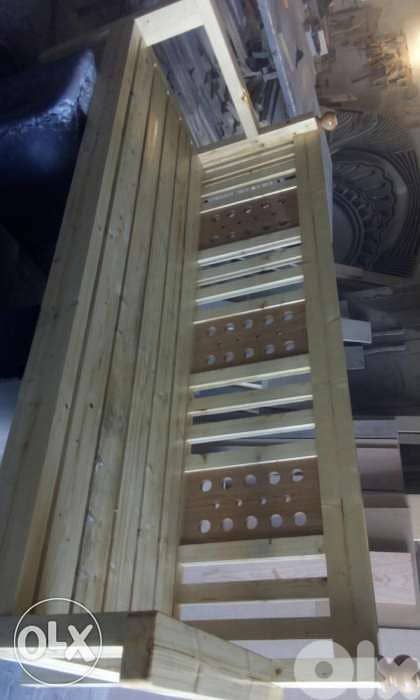 مقاعد ضد المطر والشمش 1