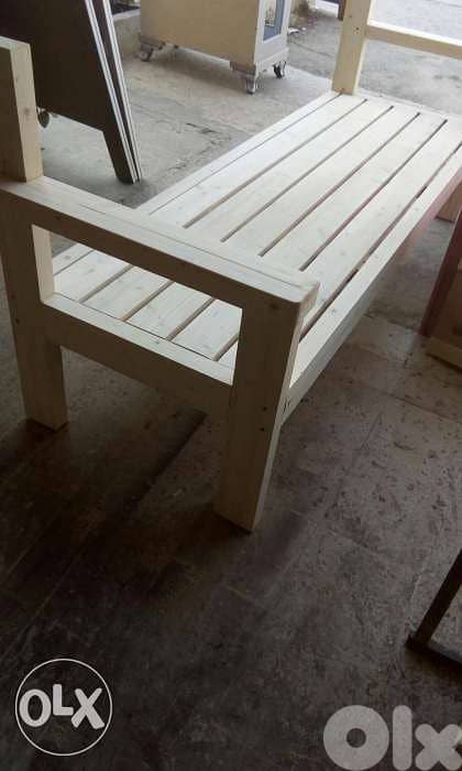 مقاعد ضد المطر والشمش 2