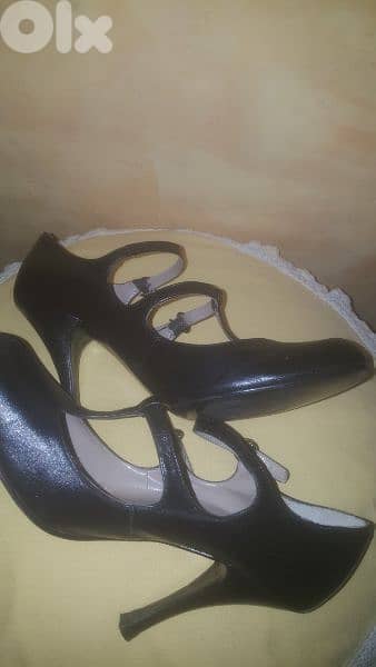 SCHUHE real leather black heels shoes 39 سكربينة 2