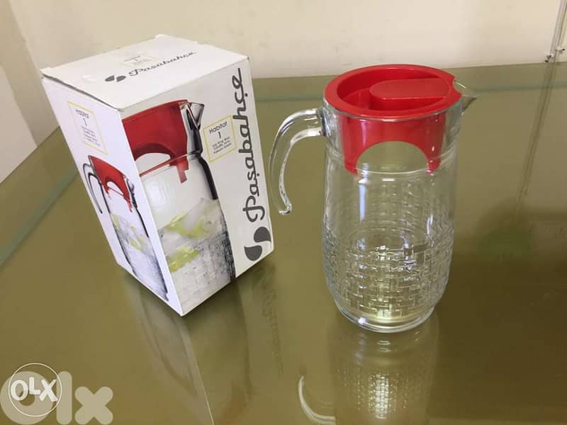 Glass Jug - إبريق زجاجي 2