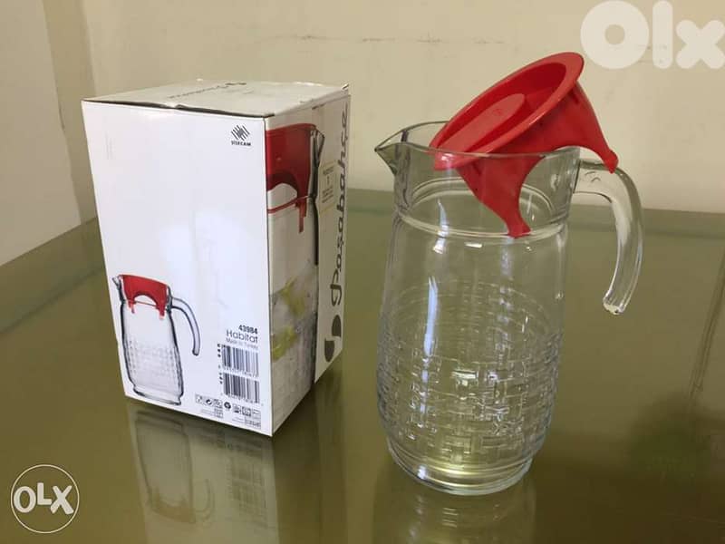Glass Jug - إبريق زجاجي 5