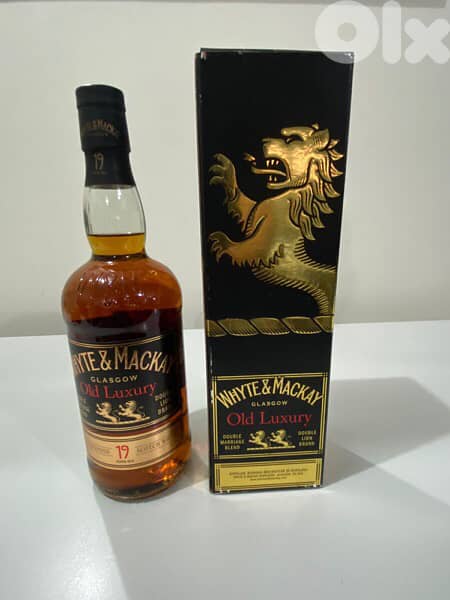 rare antique 19 year old collection bottle white and McKay 0