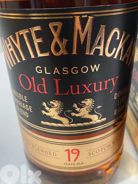 rare antique 19 year old collection bottle white and McKay 6