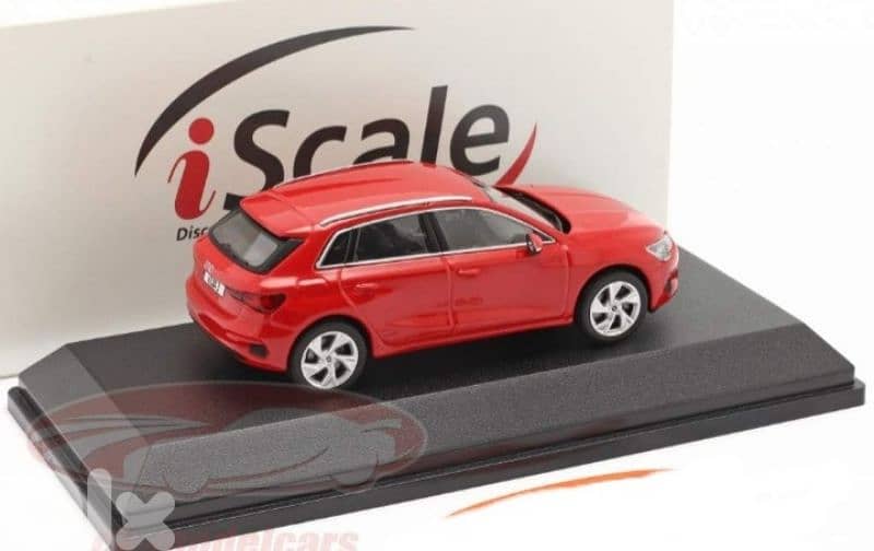 Audi A3 sportback diecast car model 1:43. 4