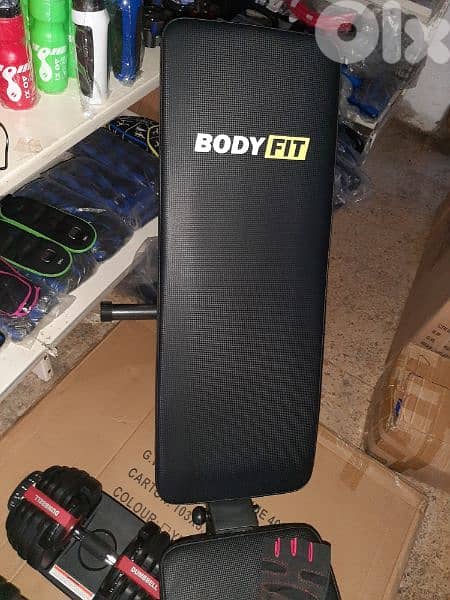 Heavy-duty Bench + pair Adjustable Dumbbells + Gym Gloves 3