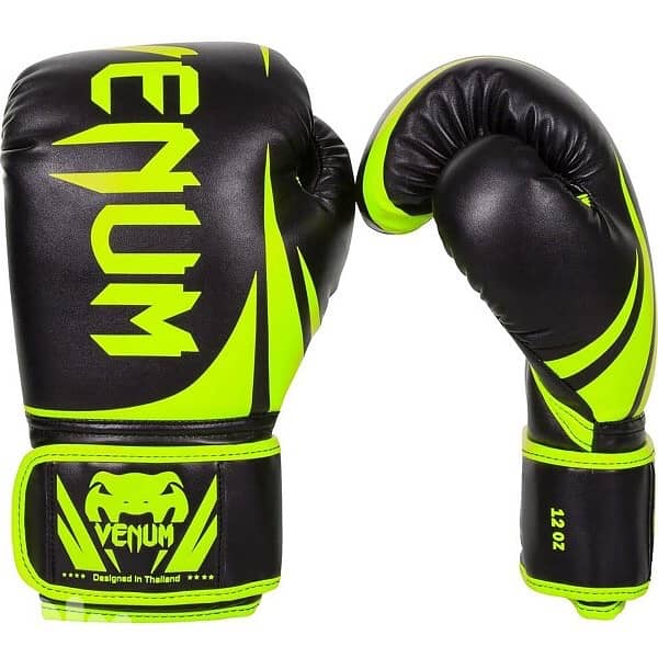 Venum Boxing gloves 0