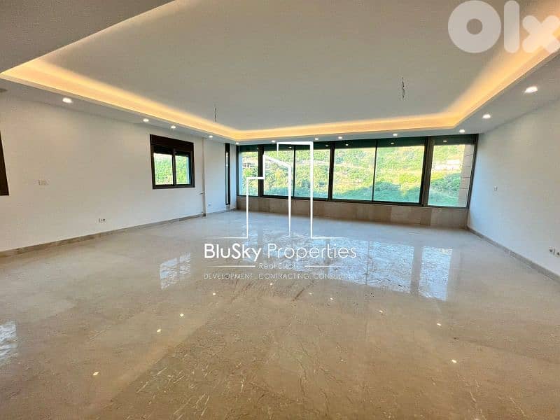 Duplex 290m², 3 beds, Deluxe with view for sale in hazmieh #JG 0
