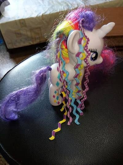 MY LITTLE PONY UNICORN RAINBOW Large original toy=15$