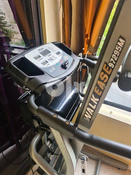 Treadmill fully equiped with full kit 4