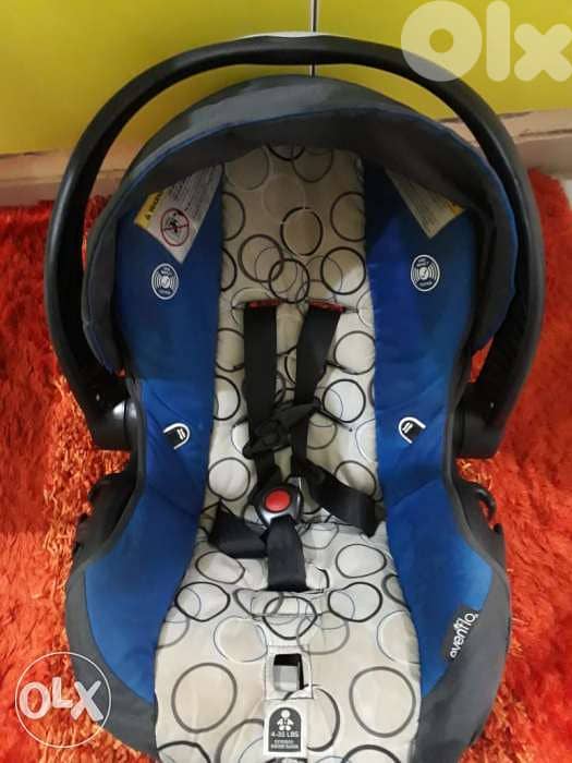 كرسي اطفال للسيارة اصلي حسب مواصفات الامان والصحة. مستورد من اميركا. 0