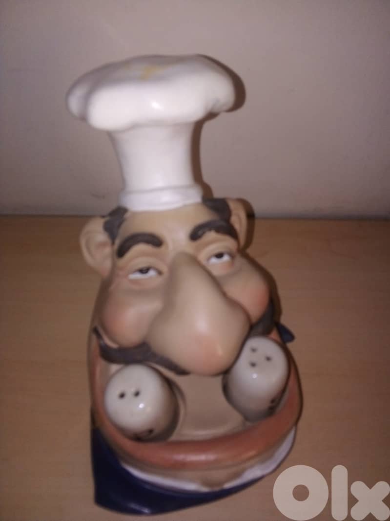 Decorative salt shakers / candle holders 4