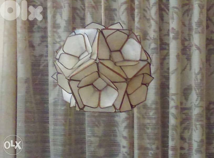 Lampe suspension , vintage , en nacre veritable , fleur de lotus . 0