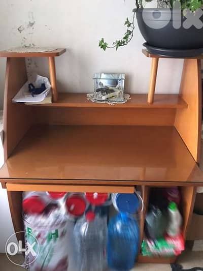 Wood desk