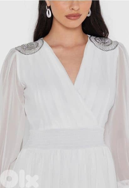 Ruffle sleeve white dress Size small 2