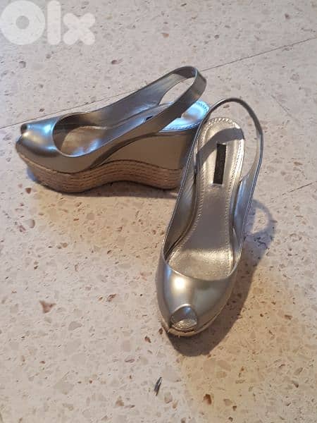 Louis Vuitton silver sandal,size 38 0