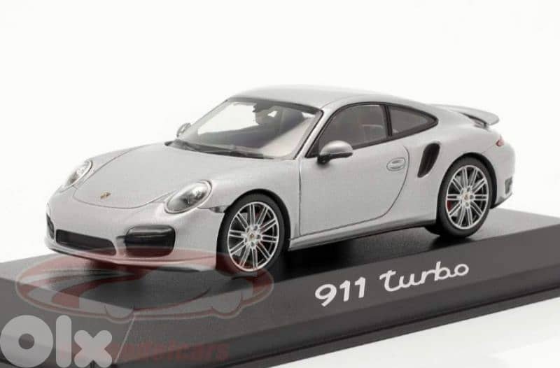 Porsche Turbo 2013 diecast car model 1:43. 1