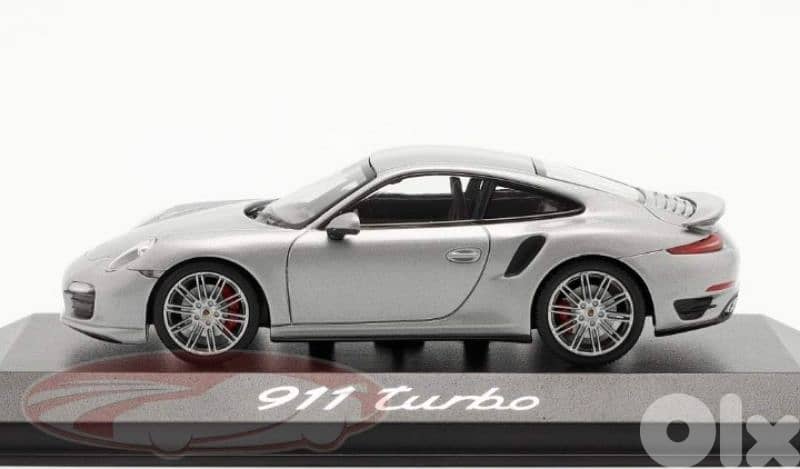 Porsche Turbo 2013 diecast car model 1:43. 2
