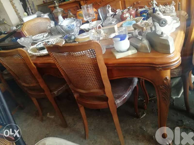 لأصحاب الزوق المميز غرفة سفرة كاملة متكاملة لوي ١٥ انتيك كراسي ودرسوار 1