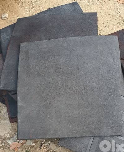 Gym Rubber floor mattress 03027072 أرضيات نادي ٥٠ ×٥٠ سنتم