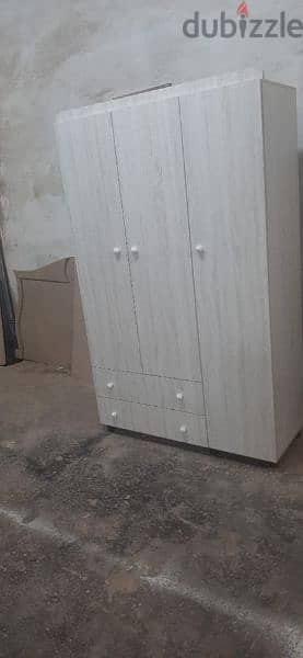 خزانة ثلاث درف جديد من معمل