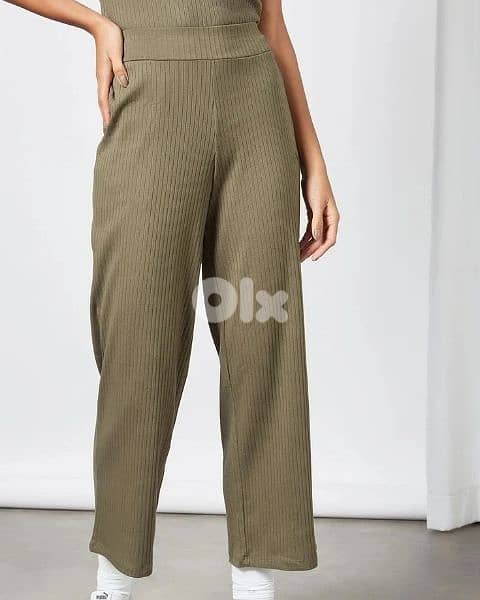 Puma wide leg pantsMedium 0