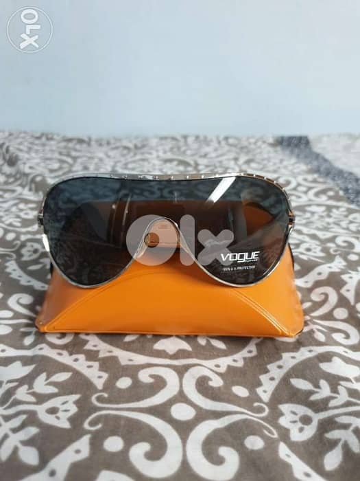 Sun Glasses VOGUE 0