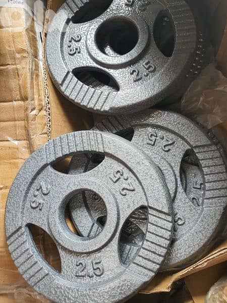 All kind of weight plates New in Boxes 03027072وزان صحون ولمبياد وعادي 0