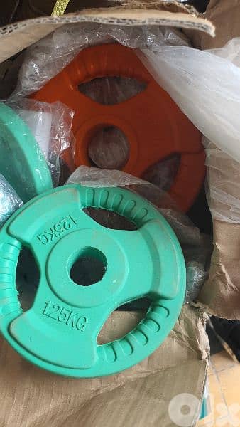 All kind of weight plates New in Boxes 03027072وزان صحون ولمبياد وعادي 3