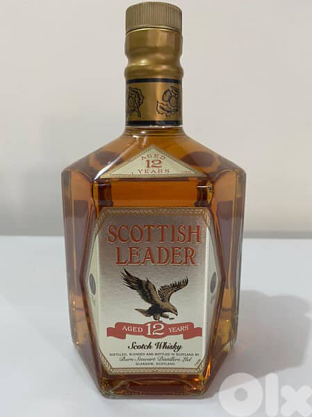 rare antique bottle of scotich leader 0