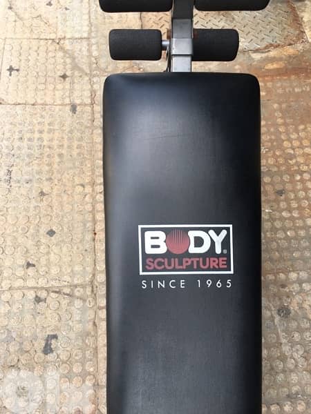 bench for abs body sculpture like new 2