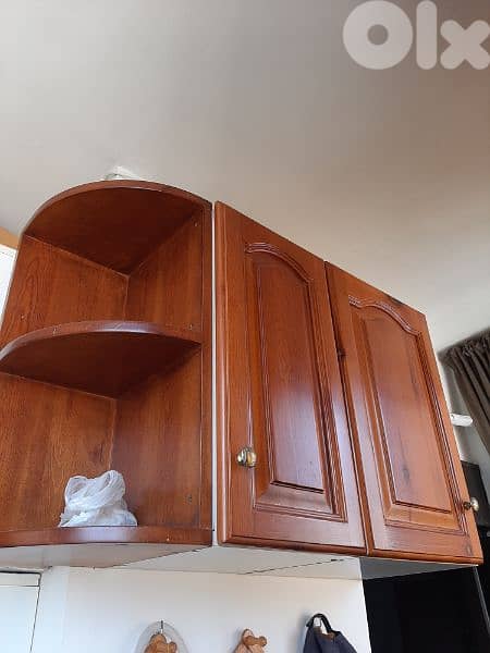 خزاءن مطبخ  مستعمل خشب سويدي حالة جيدة 1