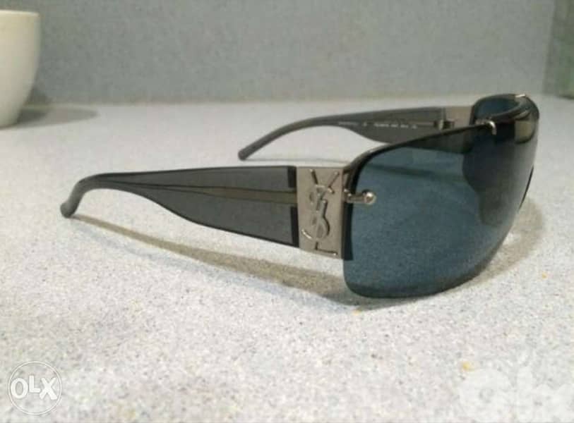 Beautiful Yves Saint Laurent 1