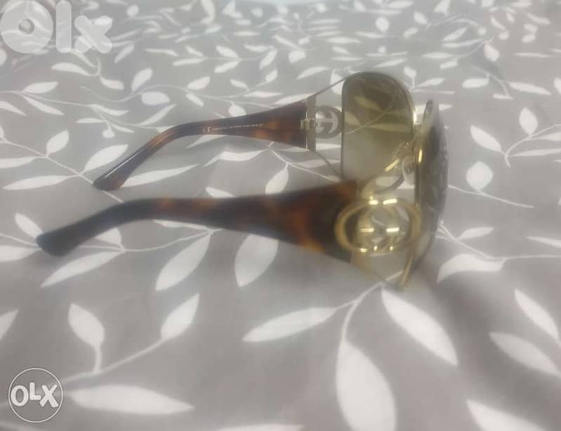 Fashionable Gucci Sun Glasses 3