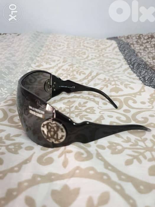 fashioned Roberto Cavalli Sun Glasses 2