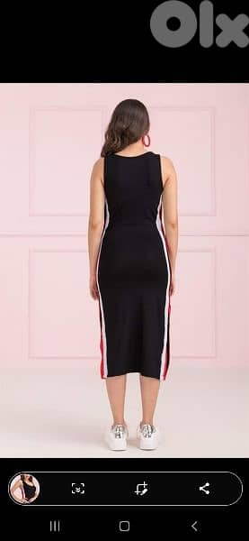 dress aswad . ahmar w abyad 3ala janeb s to xxL 1