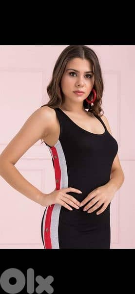 dress aswad . ahmar w abyad 3ala janeb s to xxL 4