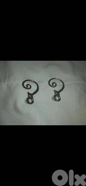 Earrings barrem 3al dayne silver/gold mawjoud 1=7$ or 3= 15$ 2