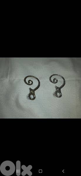 Earrings barrem 3al dayne silver/gold mawjoud 1=7$ or 3= 15$ 3