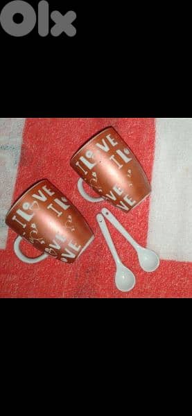 gift set 4pcs 2 mugs & 2 spoons 2