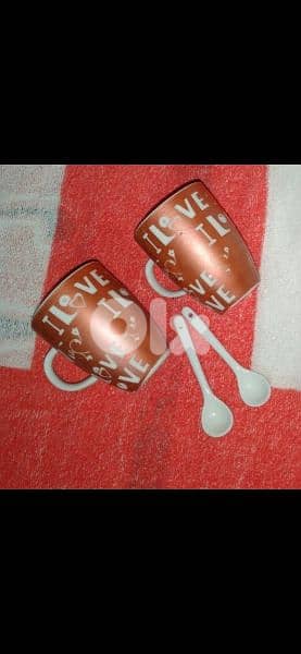 gift set 4pcs 2 mugs & 2 spoons 5