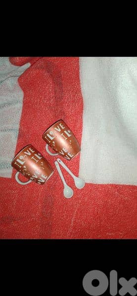 gift set 4pcs 2 mugs & 2 spoons 7