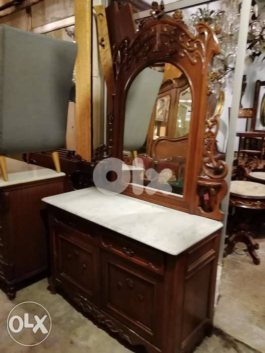 كونسول باهو فرنساوي ارنيفو خشب جوز حفر ورد جميل جدا اثري قديم سعر تصفي 0